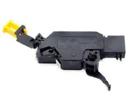 ДАТЧИК ПЕДАЛИ СЦЕПЛЕНИЯ LAGUNA/SCENIC/MEGANE 8200666173/2530000QAA