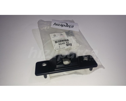 ФИКСАТОР БОК. ДВЕРИ НИЗ. (мама) BERLINGO 08- 904682